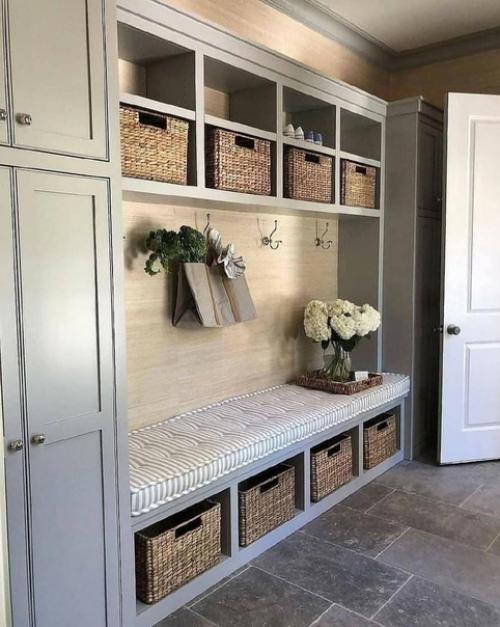 Идеи обустройства прихожей. 01