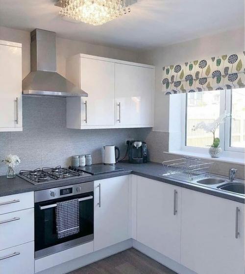 Интерьер квартиры в холодной цветовой гамме. 06