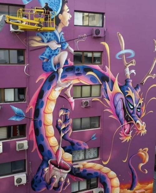 Потрясающие рисунки на стенах. 06