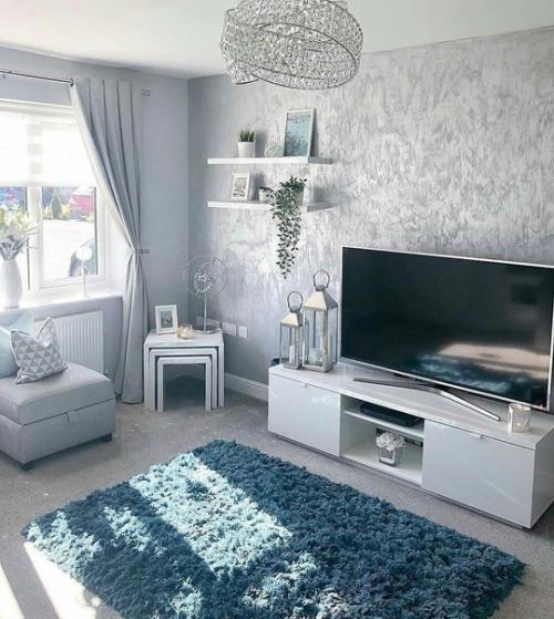 Интерьер квартиры в холодной цветовой гамме.