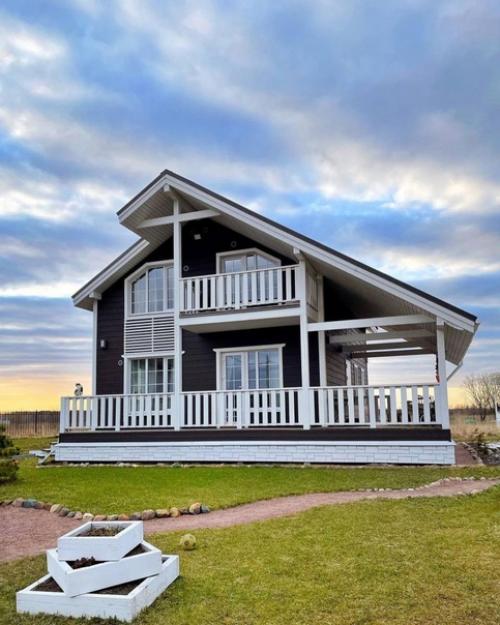 Вот такой домик с минимальным бюджетом на обустройство.