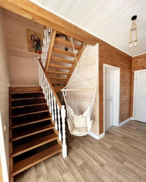 Вот такой домик с минимальным бюджетом на обустройство. 04