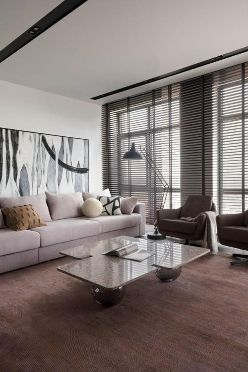 Эту квартиру на набережной Казанки дизайнер Тамара Стругова оформила для своего сына. 01