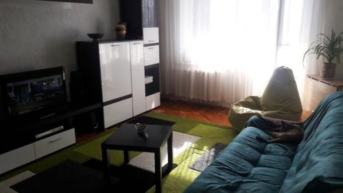 Добрый день.  Можно на критику.
