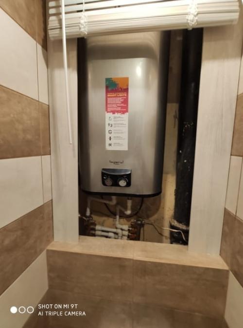 Сделали ремонт у мамы своими руками в ванной комнате. 09