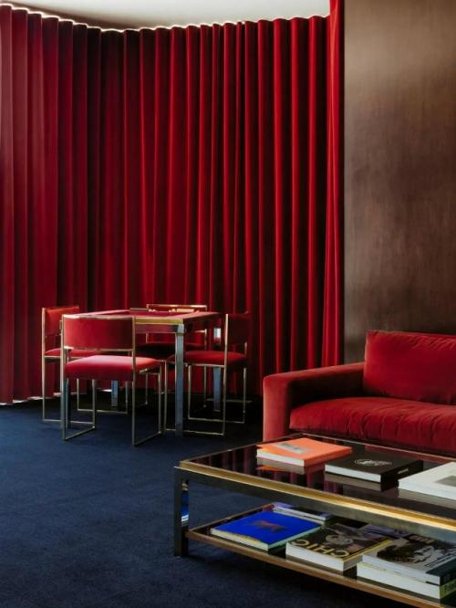 Дом 1950-х годов в Беверли - хиллс сохранил подлинный дух эпохи. 02