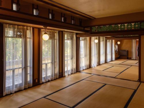 Архитектура Японии всегда стремилась к простоте, гармонии и единению с природой. 05