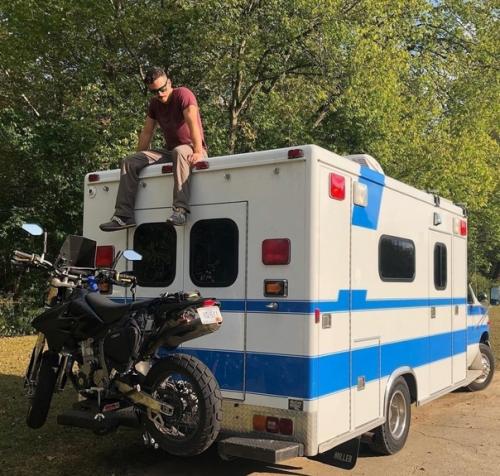 Круто, когда есть желание и возможности делать такие переделки. 02