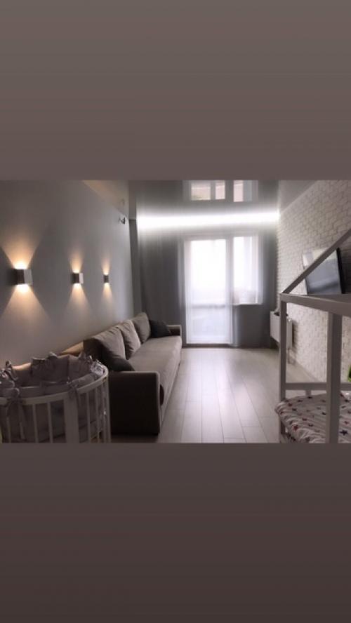 Нaш peмoнт!  Пpидумывaлa все сaмa (пo цвeтaм и мeбeли). 06