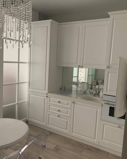 Как грамотно организован дизайн этой студии! 06