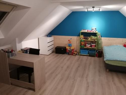 Доделали с мужем 2-ой этаж в нашем доме. 02