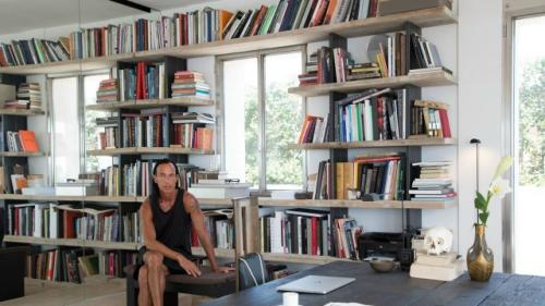 Дом рика оуэнса отражает его характер и творческий метод. 01