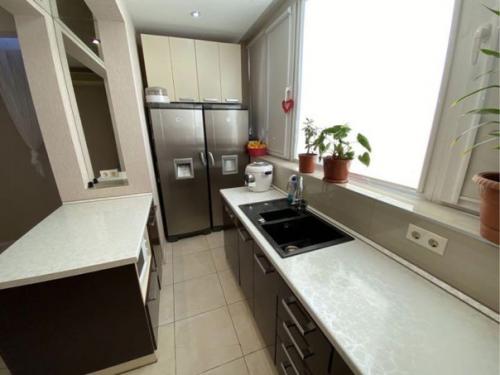 Как вам такой вариант? 03