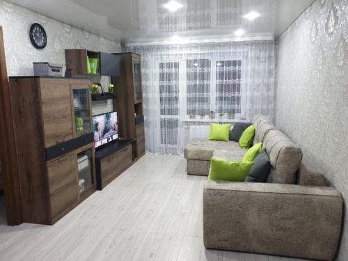 Нужен совет: сделали ремонт, но что-то мне не хватает в интерьере. 02