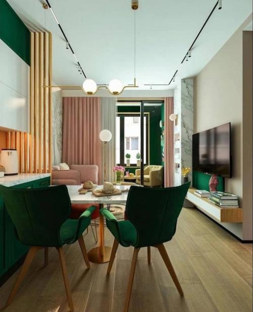 Как круто сочетается насыщенный зеленый цвет с нежным персиковым.