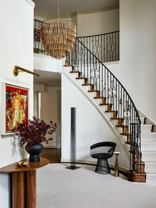 Синий в деталях: 34 комнаты дома в вирджинии оформлены так, чтобы каждая имела свой характер, но всё пространство читалось цельно.  