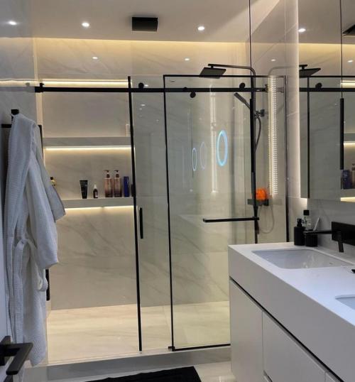 Квартира с интересным освещением. 02