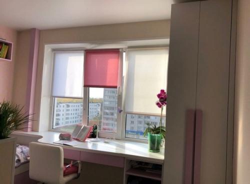 Недавно был уже вариант разделения комнаты в однокомнатной квартире. 04