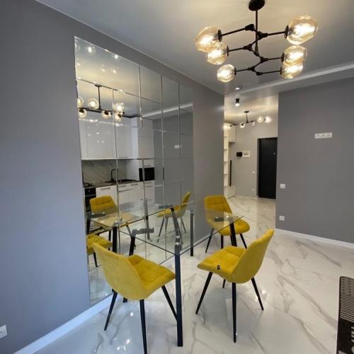 Потрясающий интерьер в сером цвете. 01