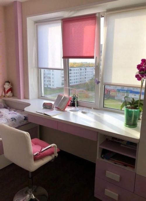 Недавно был уже вариант разделения комнаты в однокомнатной квартире. 02