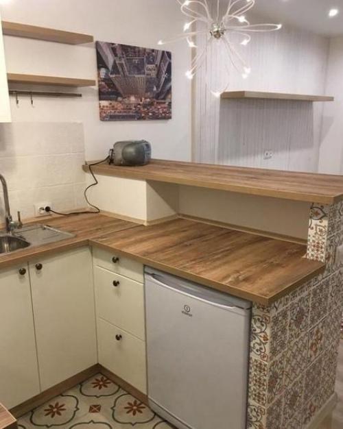 Вот такая маленькая квартирка под аренду. 02