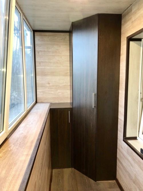 Сделал ремонт на балконе, от а до я всё своими силами. 06