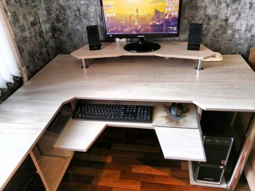 Спроектировал и сделал для себя сам. 01