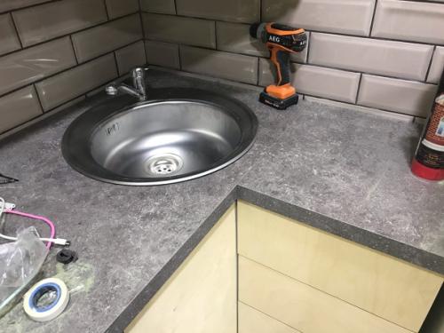 Ну представляете, такую кухню собрала девчонка своими руками. 02