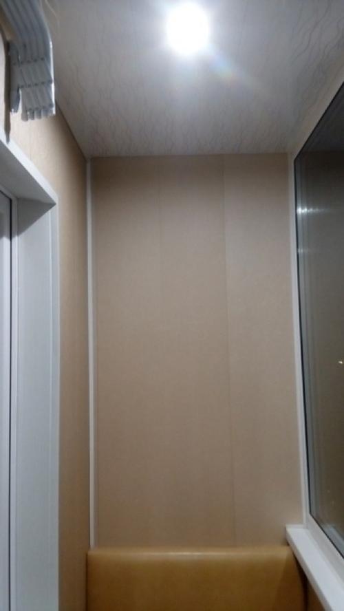 Вот такую красоту навели с мужем на балконе. 04