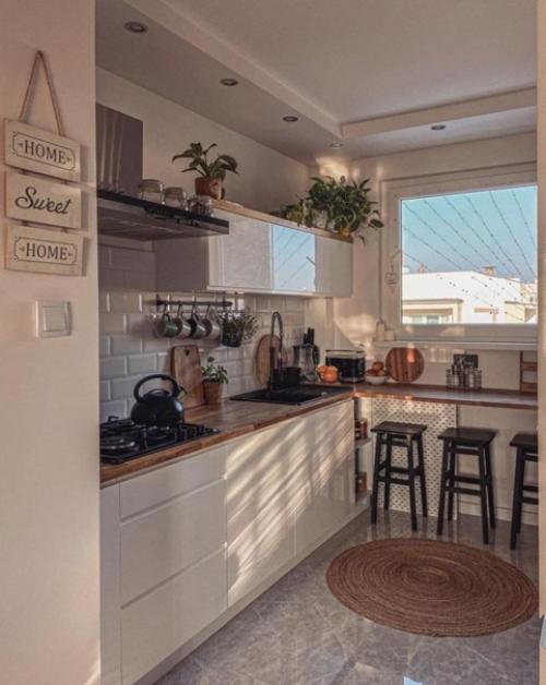 Вот когда повезло с естественным освещением в квартире.