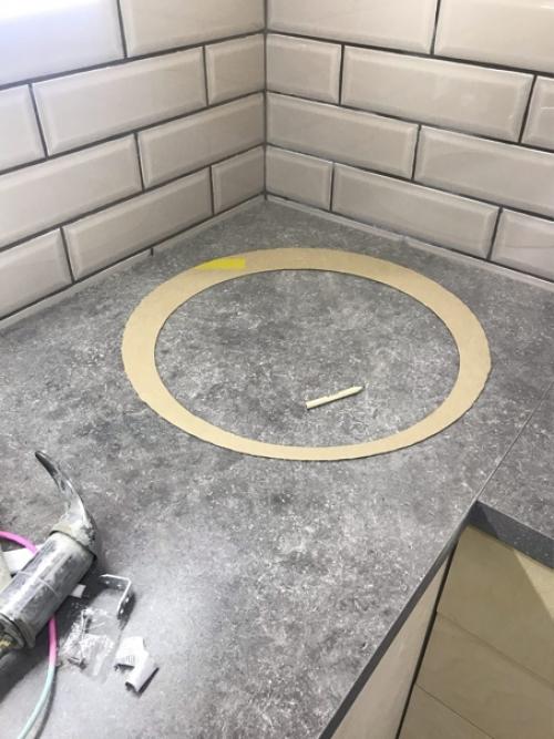 Ну представляете, такую кухню собрала девчонка своими руками. 01