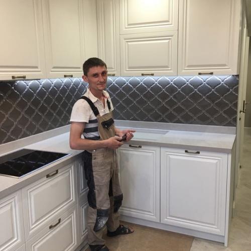 Укладка фартука на готовую кухню. 05