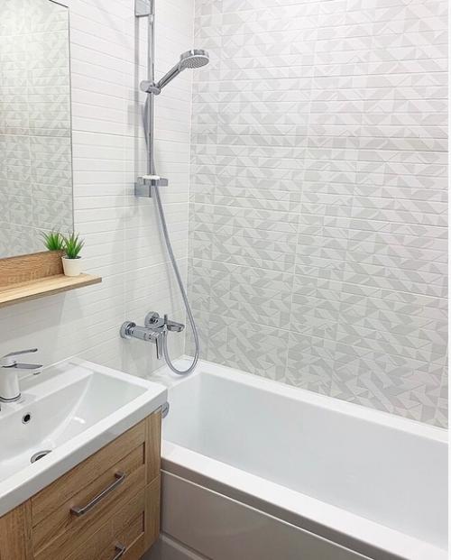 Купили вторичку, живем и постепенно мы делаем ремонт. 09