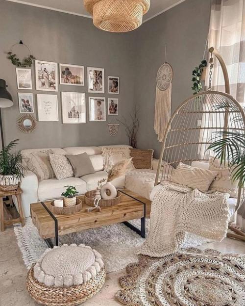 Такой милый интерьер с большим количеством деталей в интерьере. 01