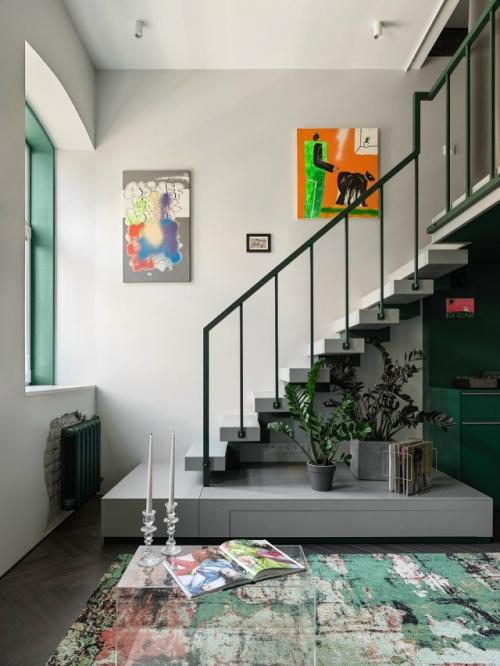 Квартира в Санкт-петербурге в доме XIX века объединила винтаж и современное искусство. 04