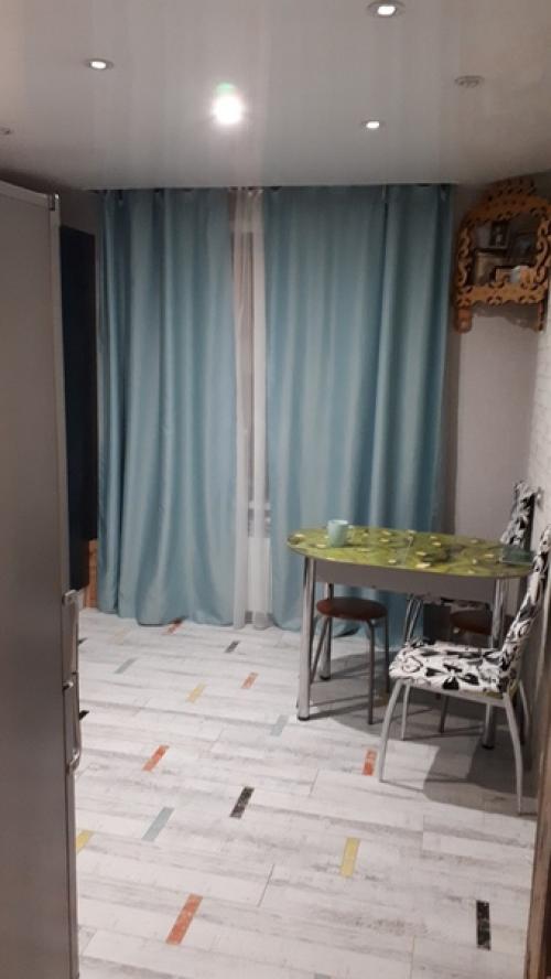 Помогите решить вопрос со столом.