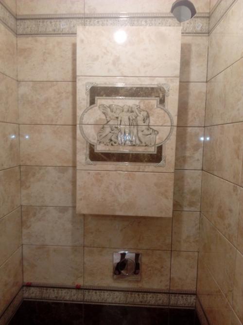 Плитку ложил первый раз, инсталляцию уже делал. 08