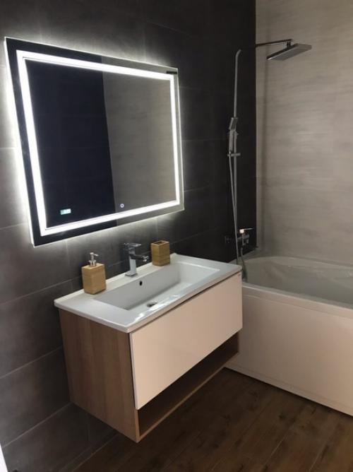 Закончили нашу ванную судите строго! 05