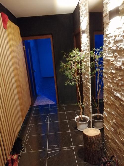 Прихожая.  Оцените пожалуйста по 10 бальной шкале. 01