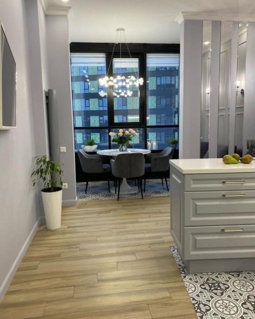 Кухня - гостиная с панорамным остеклением. 01