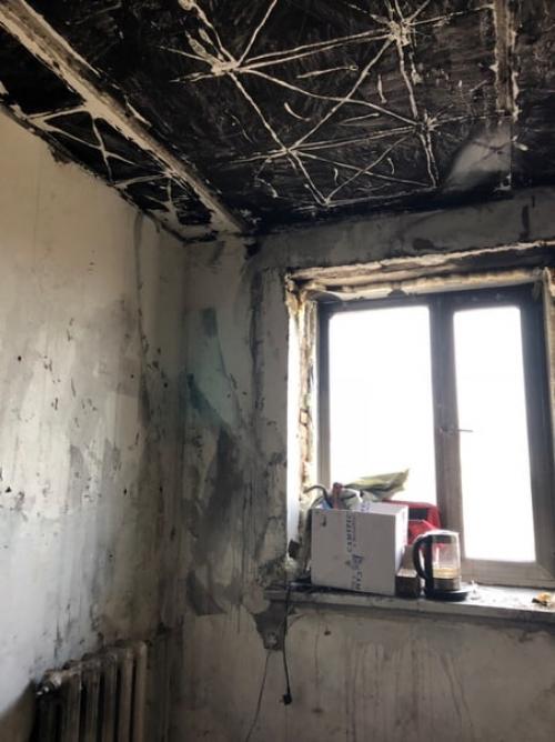 Делали ремонт после пожaра. 01