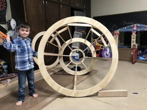 Вот это папа заморочился! 04