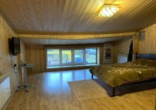 Как вам гapaж снаружи гараж как гараж. 03