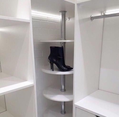 Вот эту замечательную гардеробную собрал мyж. 06