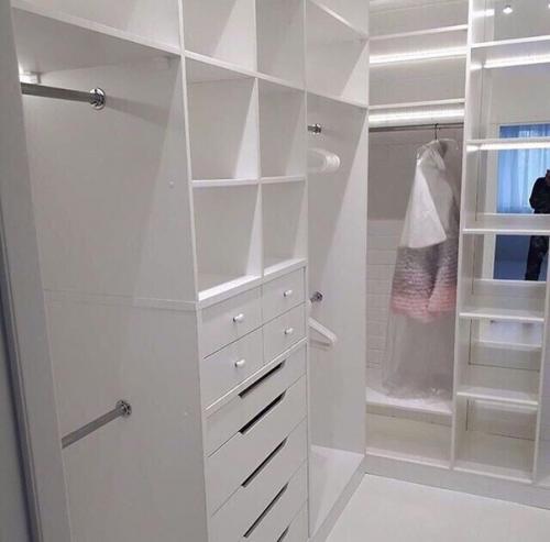 Вот эту замечательную гардеробную собрал мyж. 07