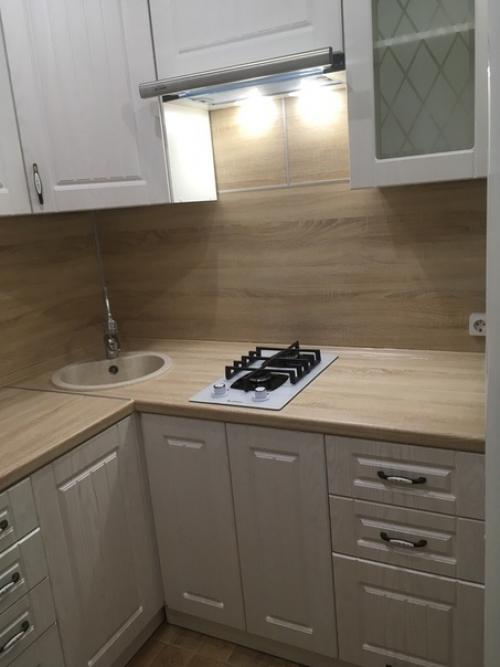 Кухня не большая, 6 кв.