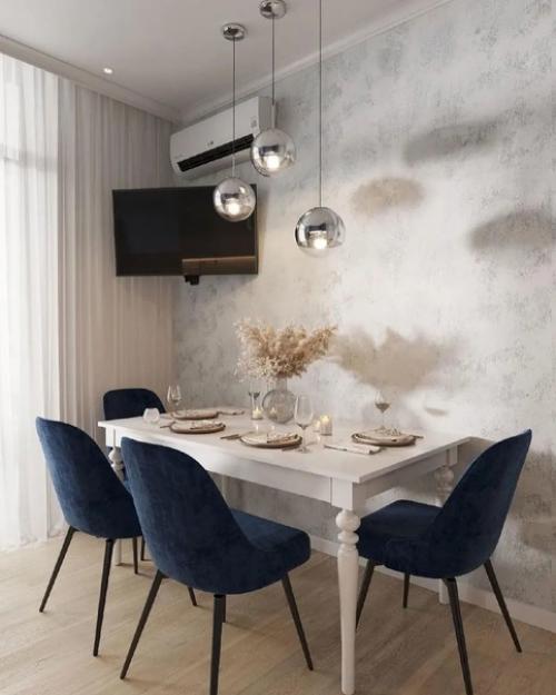 А вот в обеденную зону можно было поставить круглый стол и отодвинуть его от стены. 02