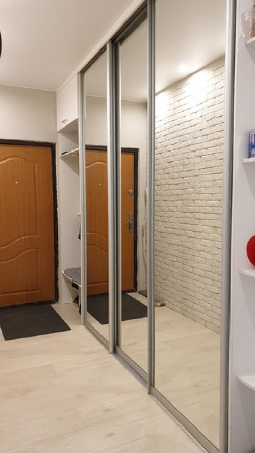 Наша квартира к сожалению уже продали, поэтому без текстиля и мебели. 01