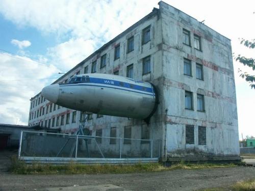 Лишь в том случае, если уж балкон - то не как у всех! 04