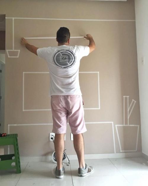 Как обустроить стену с телевизором.